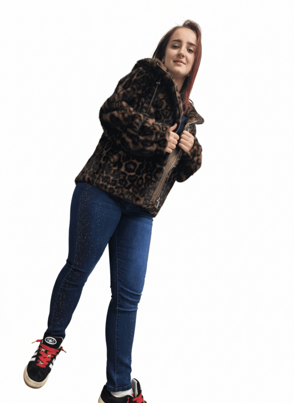 Urban Panther SoftFur Bomber – Premium Leopard Faux-Fur Winter Jacket for Women | Ultra-Soft, Warm & Lightweight Outerwear